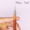 Cây lấy khoé móng cán gỗ Kami Nail