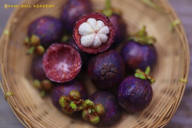 Cùng Chiêm Ngưỡng quả măng cụt từ bột làm móng